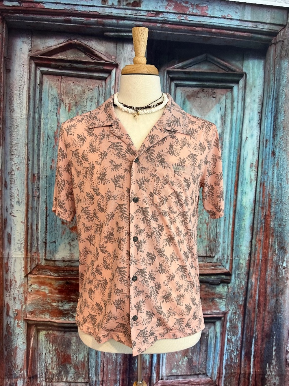 Dunlop Pink and Grey Polo Hawaiian style shirt Size Large
